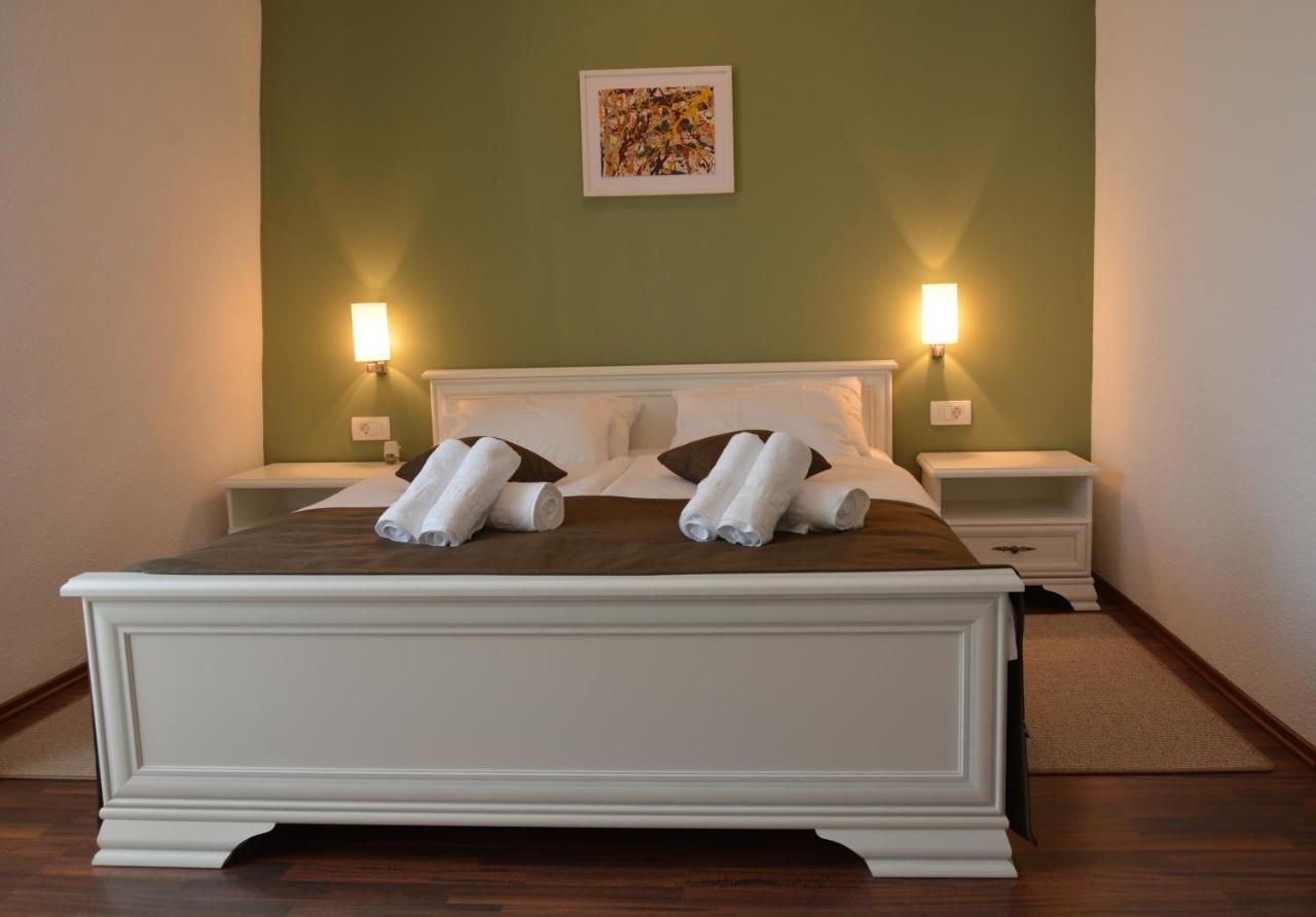 Casa Ferata - Holiday Home Vizinada Luaran gambar