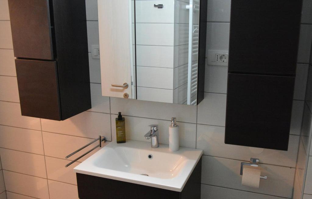 Casa Ferata - Holiday Home Vizinada Luaran gambar